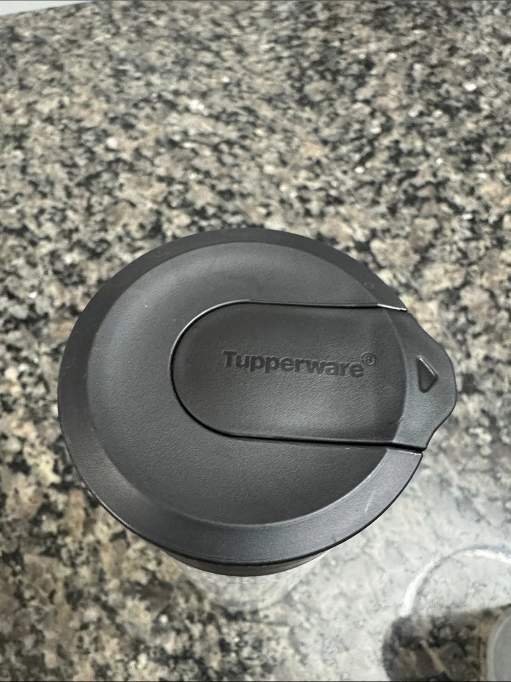 Tupperware Clear Pour condiment Bottle with Black Flip Top Lid NWOT